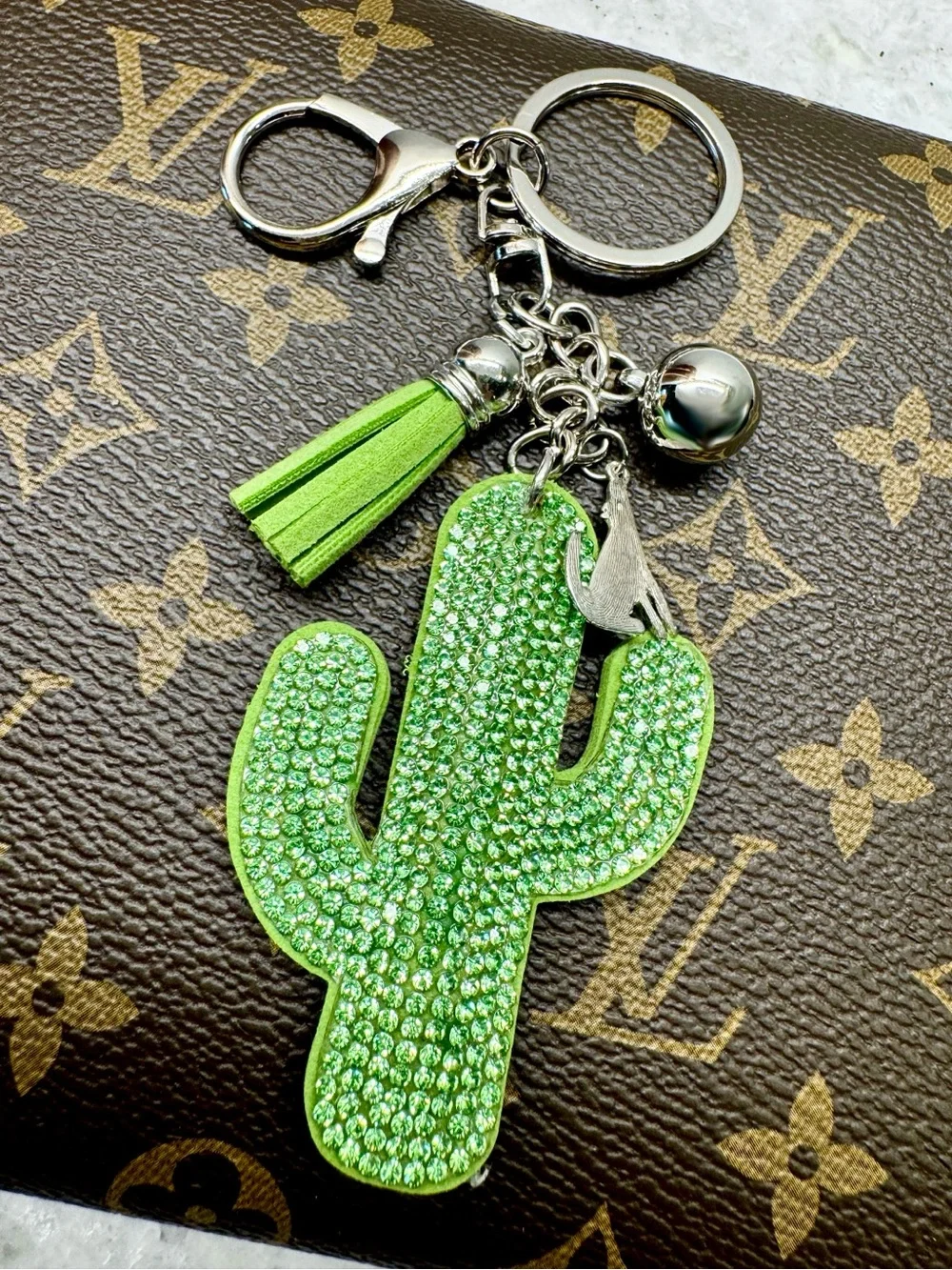 New Green Crystal Desert Cactus w/ Howling Coyote Purse Bag Charm Keychain 6.75”